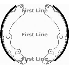 FBS135 FIRST LINE Комплект тормозных колодок