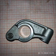1025A255 MITSUBISHI Коромысло выпускных клапанов