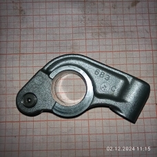 1025A255 MITSUBISHI Коромысло выпускных клапанов