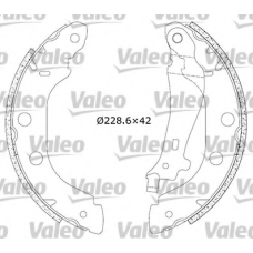 553853 VALEO Комплект тормозных колодок